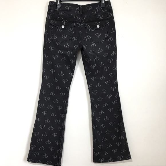 NEW BLACKPINK X H&M Mid Rise Flare Jeans - Picture 2 of 16